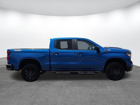 Used 2022 Chevrolet Silverado 1500 LT Trail Boss w/ Convenience Package II AWD/4WD image 3