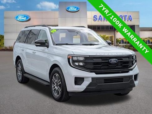 Certified 2025 Ford Expedition Active RWD image 1