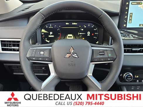 New 2026 Mitsubishi Outlander SE FWD image 15