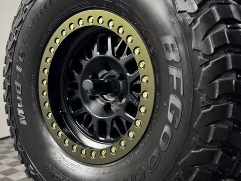 Used 2024 Ford Bronco Raptor w/ Interior Carbon Fiber Pack 6 AWD/4WD image 8