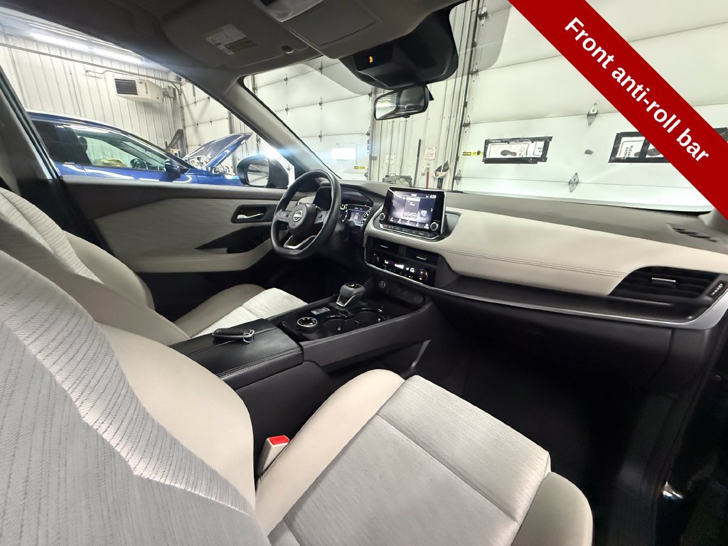 Used 2023 Nissan Rogue SV AWD/4WD image 43