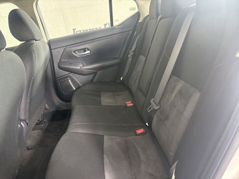Used 2025 Nissan Sentra SR FWD image 20