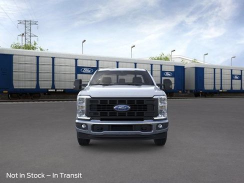 Certified 2026 Ford F250 XL w/ XL Chrome Package RWD image 6