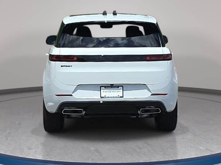 New 2026 Land Rover Range Rover Sport Dynamic SE AWD/4WD image 6