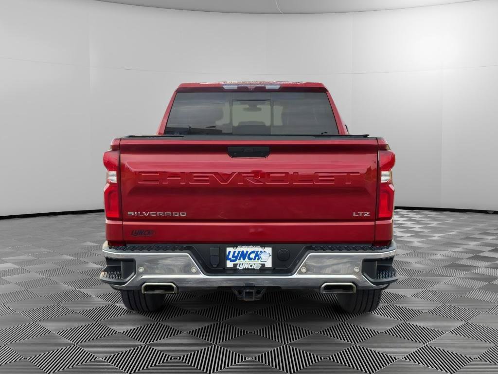 Used 2021 Chevrolet Silverado 1500 LTZ w/ LTZ Premium Package AWD/4WD image 3