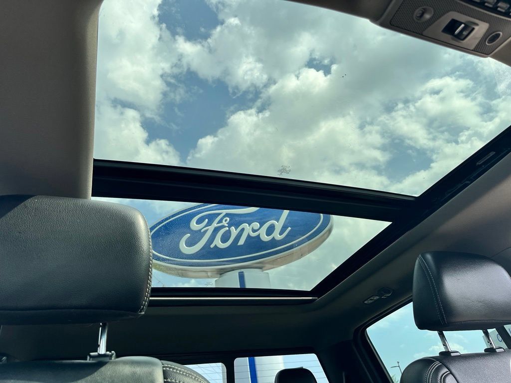 Used 2021 Ford F250 Lariat AWD/4WD image 21