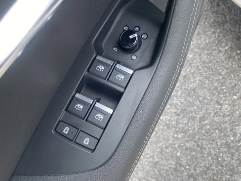 Used 2024 Audi A6 Premium Plus image 13