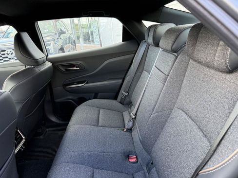 Used 2024 Toyota Crown AWD/4WD image 11