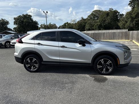 Used 2023 Mitsubishi Eclipse Cross SEL image 6