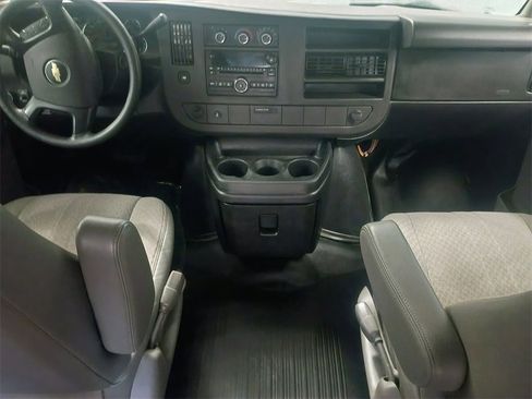 Used 2013 Chevrolet Express 1500 image 12
