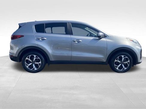 Used 2020 Kia Sportage LX image 7