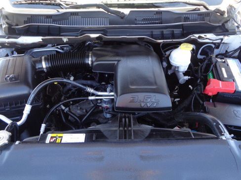 Used 2019 RAM 1500 Tradesman w/ Popular Equipment Group AWD/4WD image 10