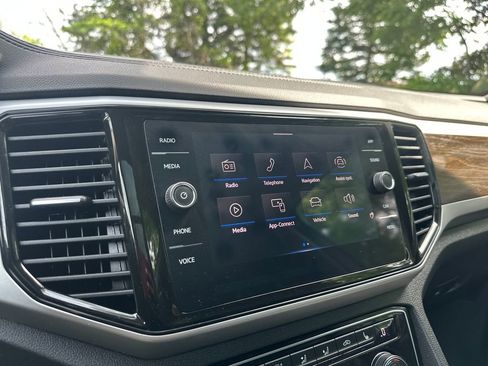 Certified 2023 Volkswagen Atlas SE w/ Panoramic Sunroof Package AWD/4WD image 14