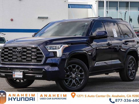 Used 2025 Toyota Sequoia Platinum image 1