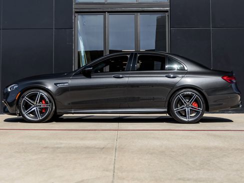 Used 2023 Mercedes-Benz E 63 AMG S image 9