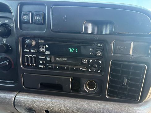 Used 1997 Dodge Ram 3500 Truck 4x4 Club Cab image 18