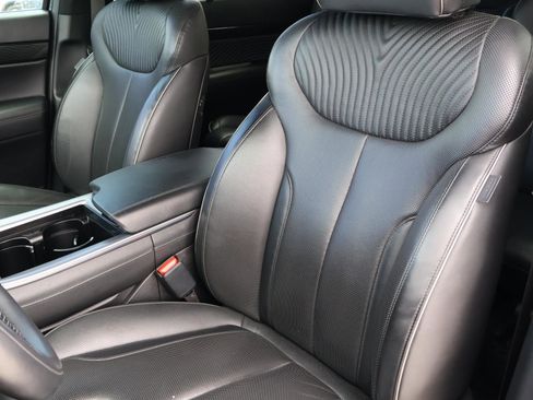 Used 2024 Hyundai Palisade Calligraphy image 14