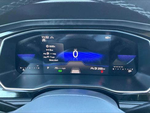 Used 2024 Volkswagen Jetta SE image 26