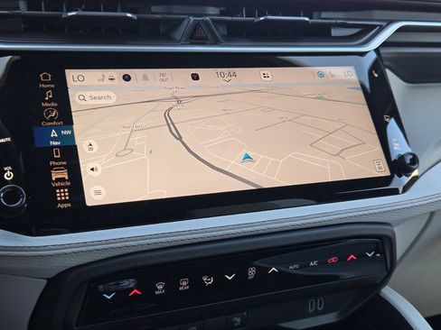 New 2026 Jeep Cherokee Limited AWD/4WD image 13