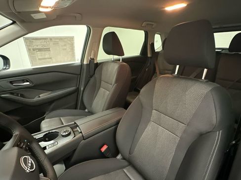 New 2026 Nissan Rogue SV AWD/4WD image 9