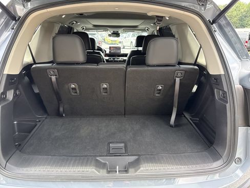 Used 2024 Honda Pilot Touring image 19