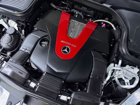 Used 2021 Mercedes-Benz GLC 43 AMG 4MATIC image 29