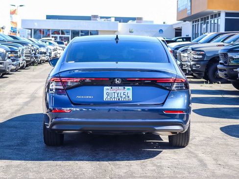 Used 2025 Honda Accord SE image 5