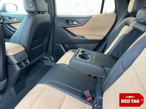 New 2026 Chevrolet Equinox ACTIV w/ Convenience Package III image 26