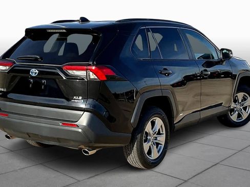 Used 2024 Toyota RAV4 XLE image 25