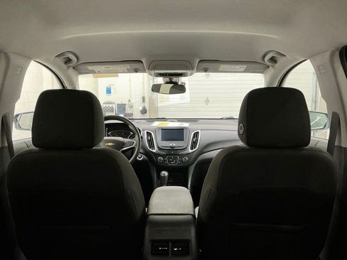 Used 2020 Chevrolet Equinox LT image 27