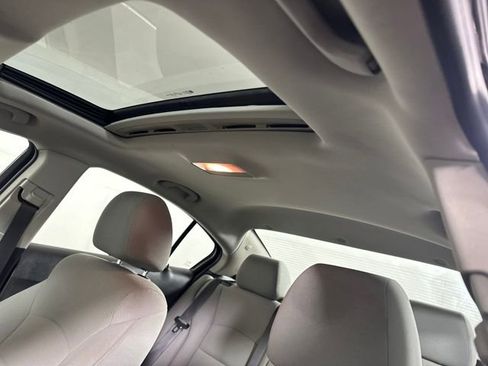 Used 2016 Chevrolet Cruze LT w/ Sun And Sound Package image 12