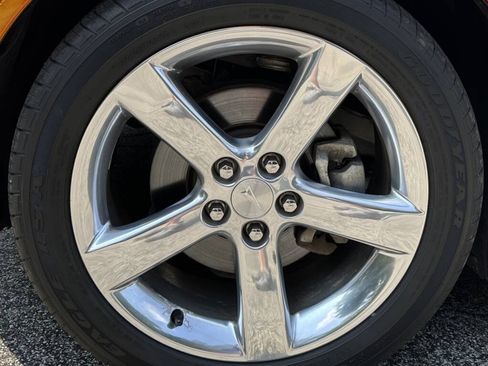 Used 2006 Pontiac Solstice Convertible w/ Premium Package RWD image 10