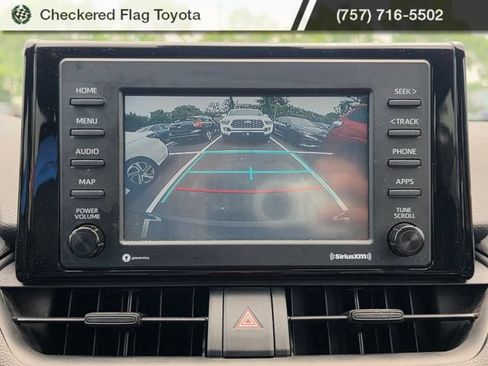 Used 2021 Toyota RAV4 LE FWD image 17