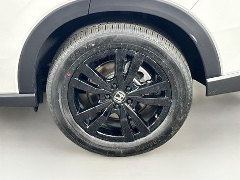 Certified 2026 Honda HR-V Sport image 9