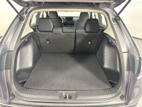 Certified 2024 Honda HR-V LX image 34