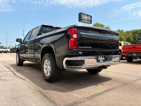 Used 2021 Chevrolet Silverado 1500 LT w/ Safety Package II AWD/4WD image 5
