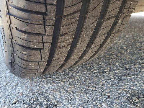 Used 2016 Ford Mustang Premium image 32