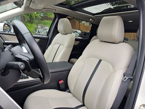 Certified 2024 MAZDA CX-90 Plug-In Hybrid w/ Premium Pkg AWD/4WD image 23