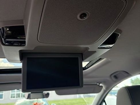 Used 2023 Honda Odyssey Touring image 9