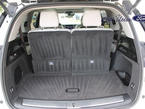 Used 2021 Jeep Grand Cherokee L Overland w/ Advanced Protech Group III AWD/4WD image 11