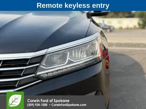 Used 2017 Volkswagen Passat 1.8T SE FWD image 8