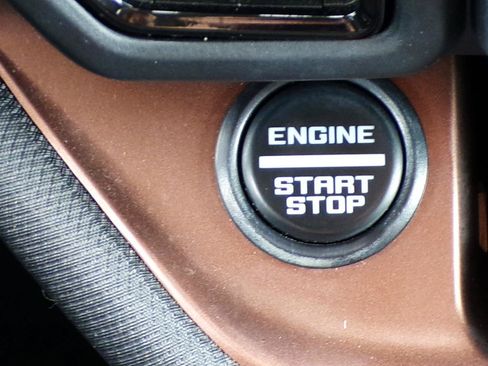 Used 2022 Ford Bronco Sport Outer Banks w/ Tech Package AWD/4WD image 12