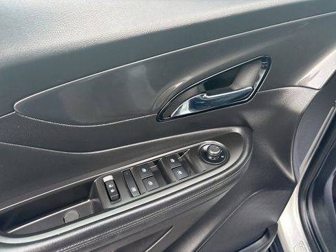 Used 2017 Buick Encore Essence image 20