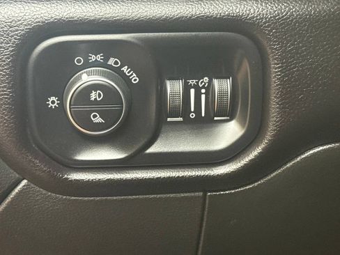 Used 2022 RAM 2500 Laramie AWD/4WD image 23