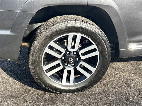 Used 2023 Toyota 4Runner Limited image 11