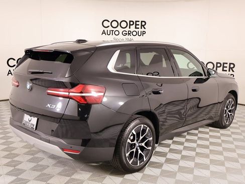 Used 2025 BMW X3 xDrive30i w/ Premium Package image 21