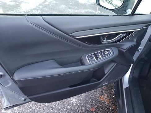 Used 2021 Subaru Outback Limited w/ Popular Package #2 image 11
