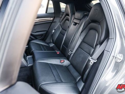 Used 2018 Porsche Panamera 4S image 71