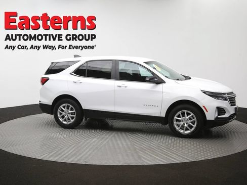 Used 2022 Chevrolet Equinox LT AWD/4WD image 46