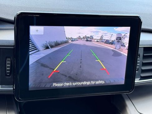 Used 2021 Ford Explorer XLT w/ Equipment Group 202A image 18